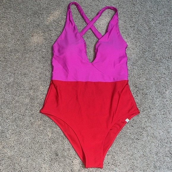 Summersalt The Deep Dive Colorblock One Piece Swimsuit Lava Hibiscus 8 - Picture 4 of 10